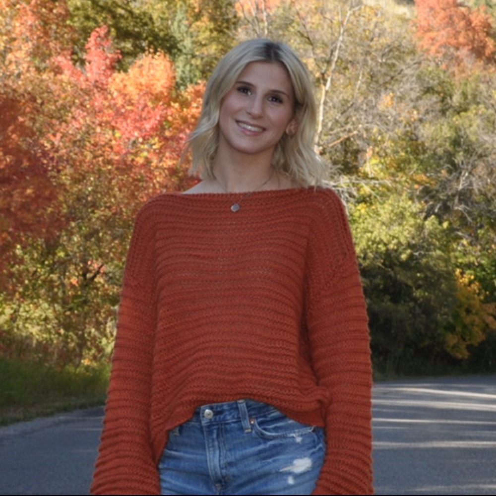 Meet your Posher, Claire